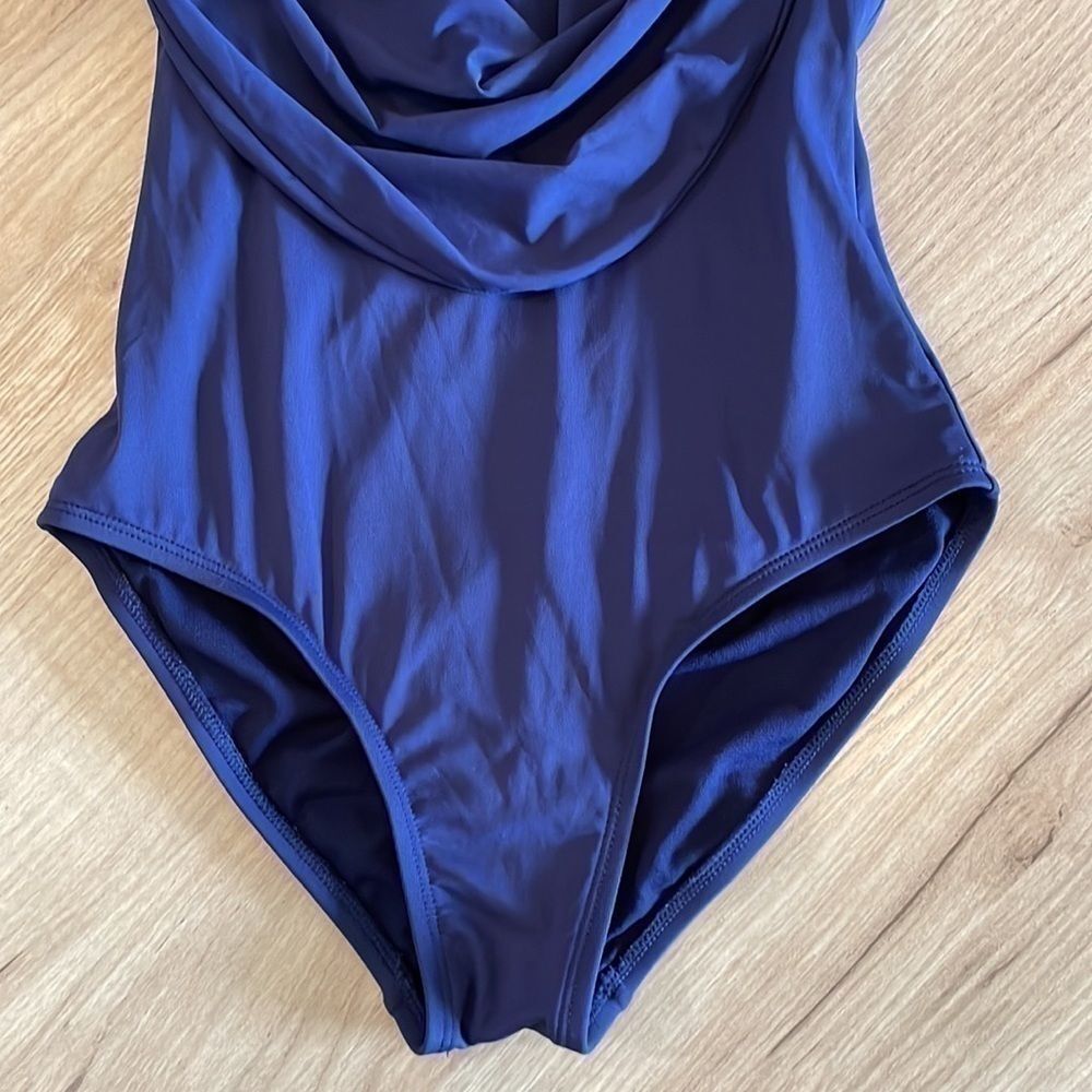 Coastal zone women’s one piece Navy blue swimsuit Size 6 - Picture 3 of 9